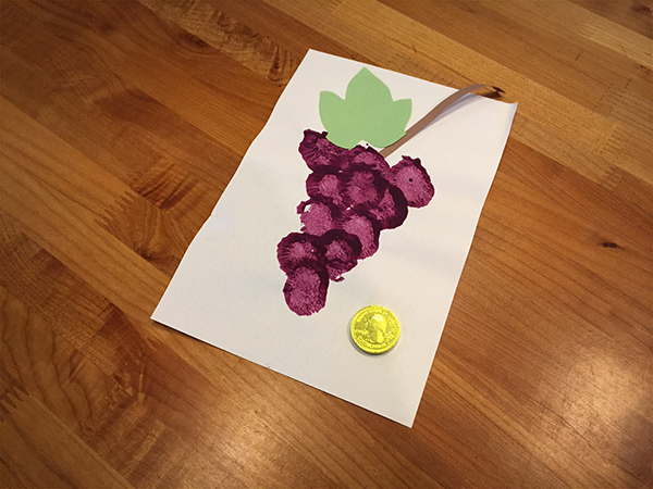 grapes-workers-drachmas